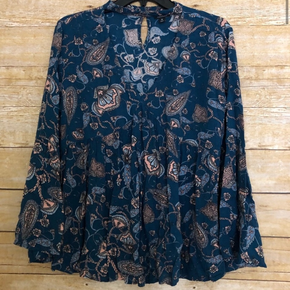 Bell sleeve floral choker neck blouse